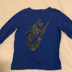 Nike long sleeve tee